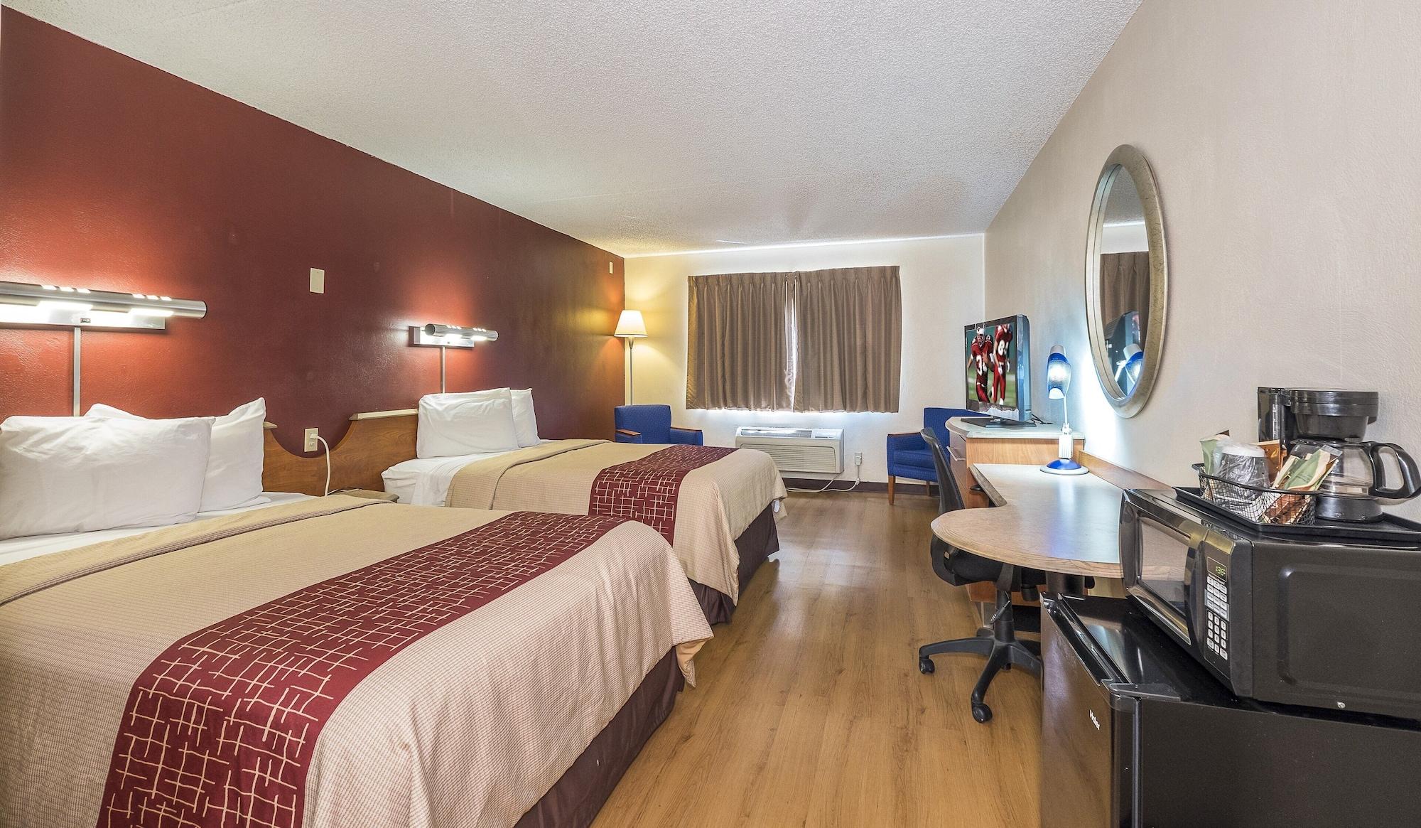 Red Roof Inn & Suites Cleveland - Elyria Εξωτερικό φωτογραφία