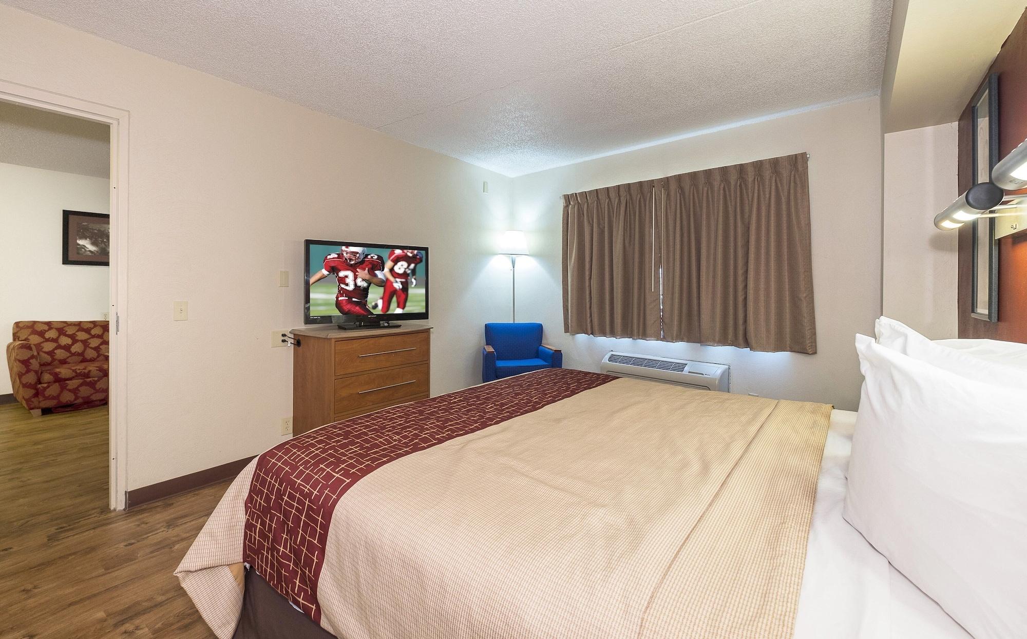 Red Roof Inn & Suites Cleveland - Elyria Εξωτερικό φωτογραφία