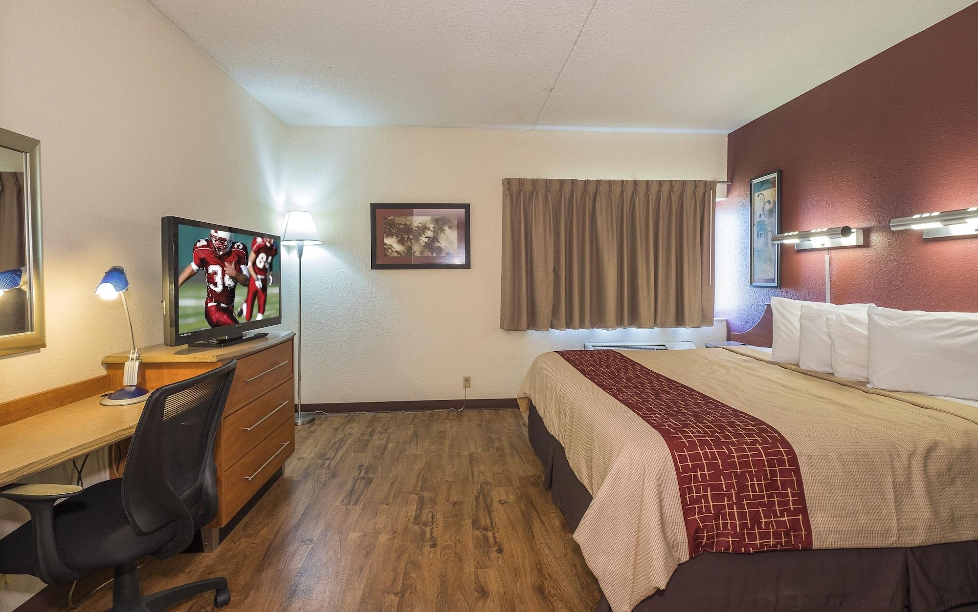 Red Roof Inn & Suites Cleveland - Elyria Εξωτερικό φωτογραφία