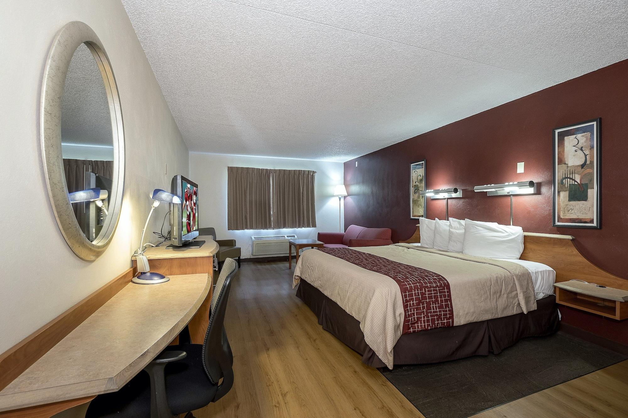 Red Roof Inn & Suites Cleveland - Elyria Εξωτερικό φωτογραφία