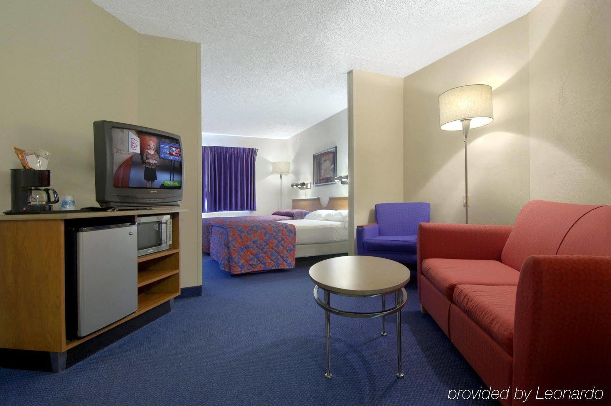 Red Roof Inn & Suites Cleveland - Elyria Εξωτερικό φωτογραφία